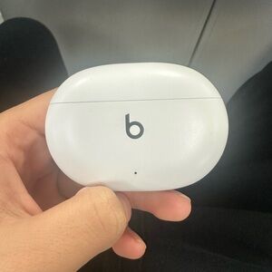 Beats Studio buds
Comes with noise cancellation,transparency audio settings